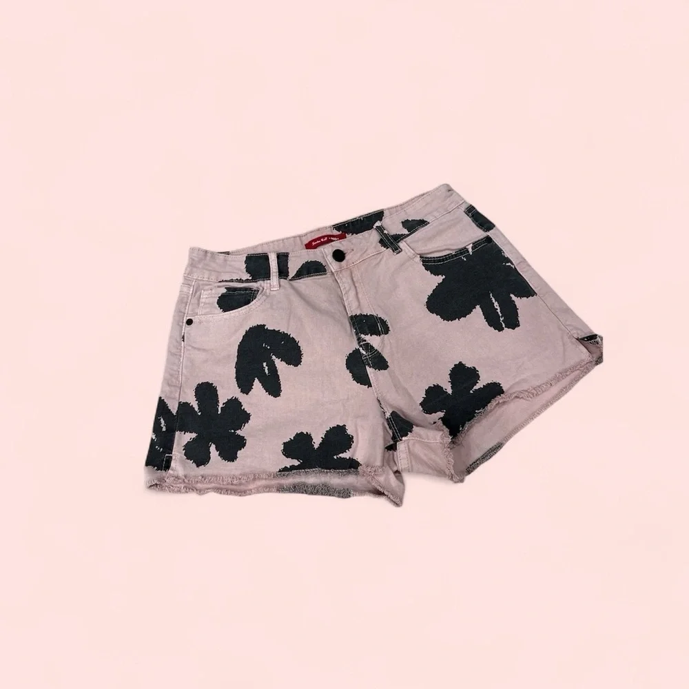 Smoke Rise Red Black Jean Shorts with Bold Floral Print size L